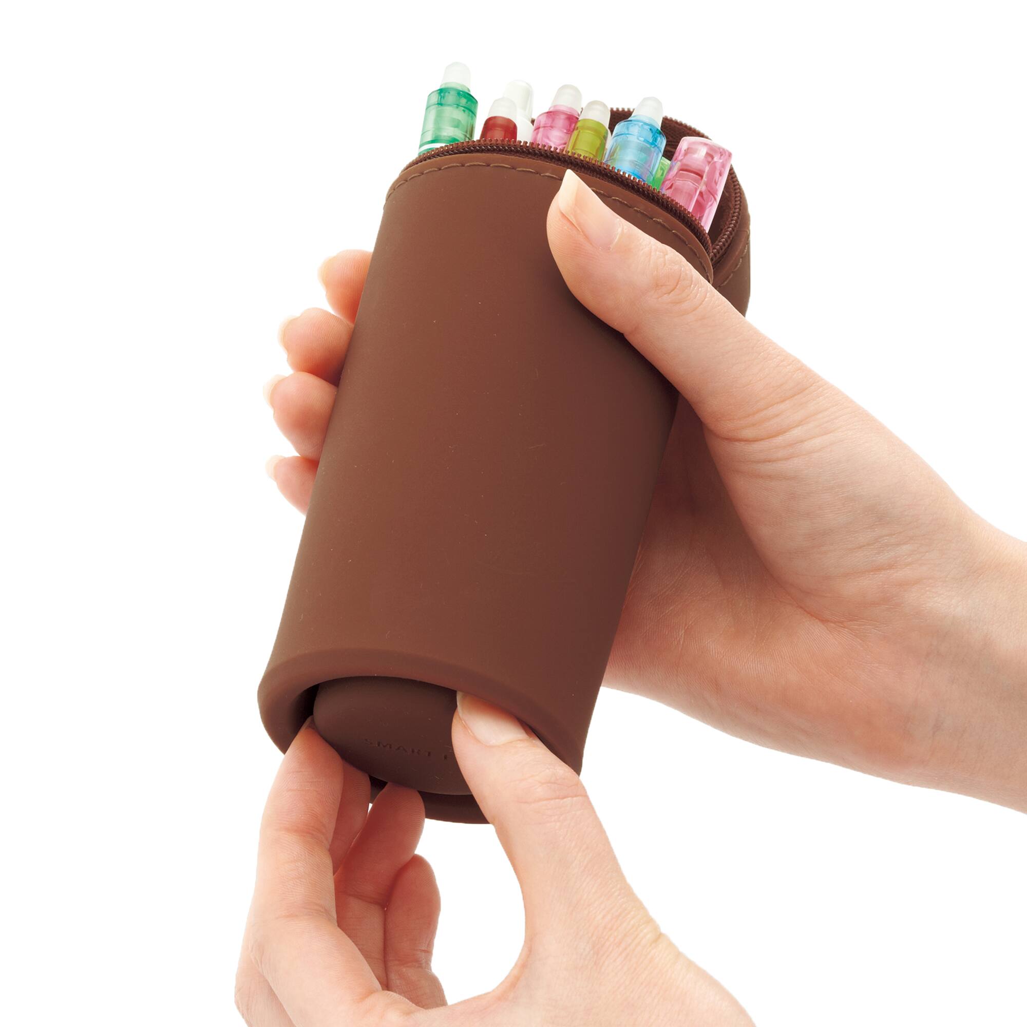 PuniLabo 9" Stand Up Silicone Animal Pen Case